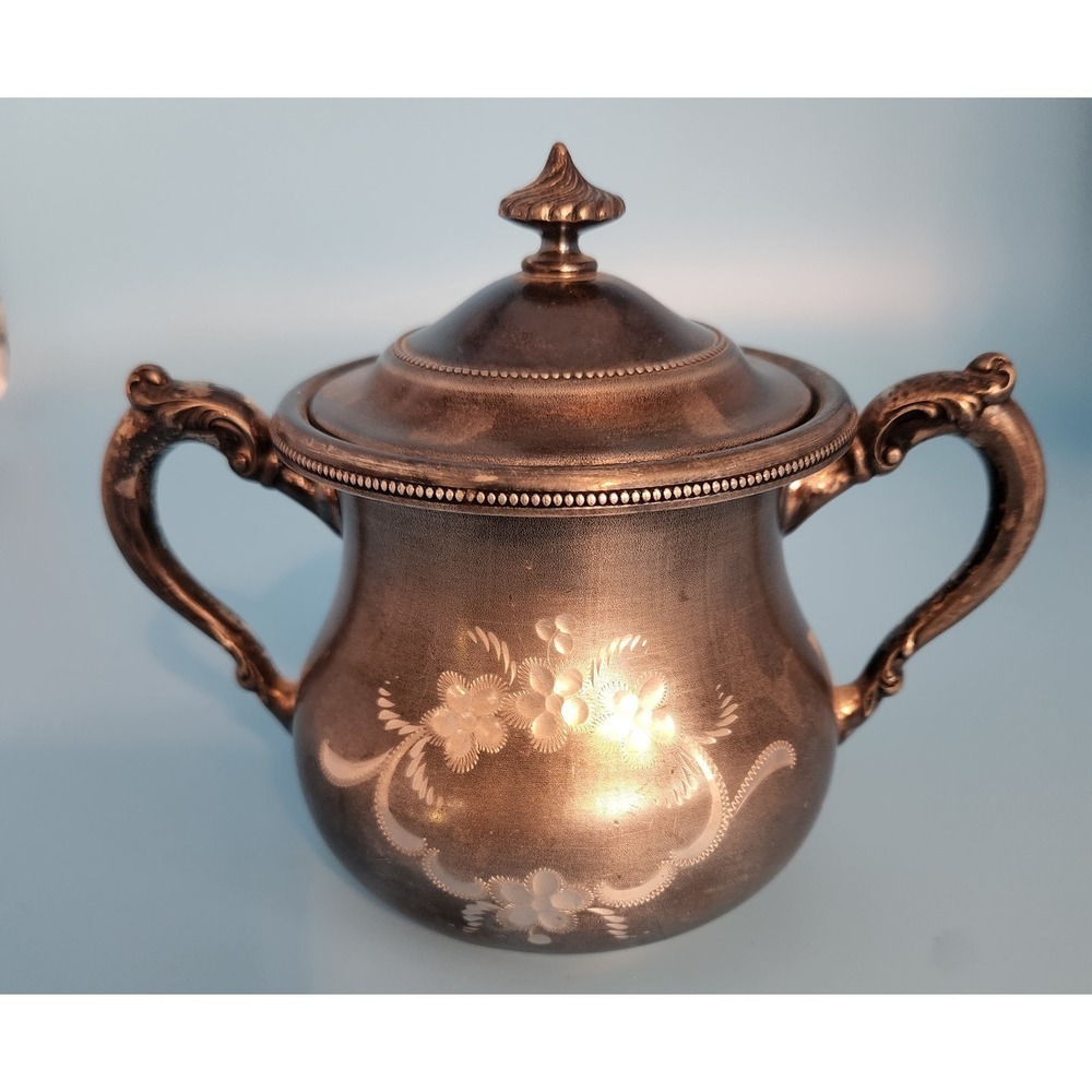 Bristol Quadruple Plate Etched Sugar Bowl‎